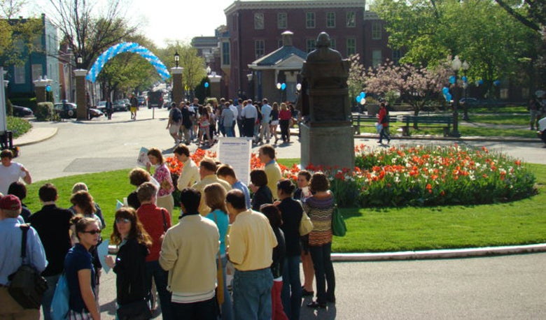 Hart House Student Ambassadors Passionate about Paying It Forward